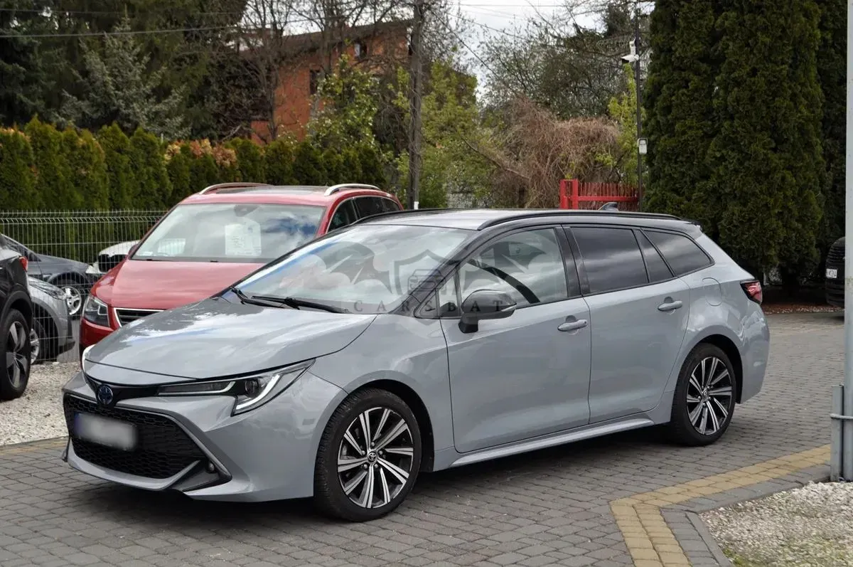 Toyota Corolla Seria E21 1.8 Business Edition 2022