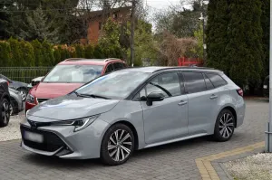 Toyota Corolla Seria E21 1.8 Business Edition 2022
