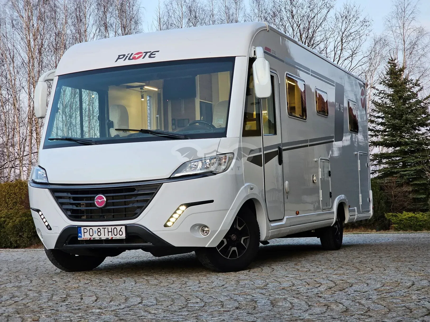 Pilote G740 2021