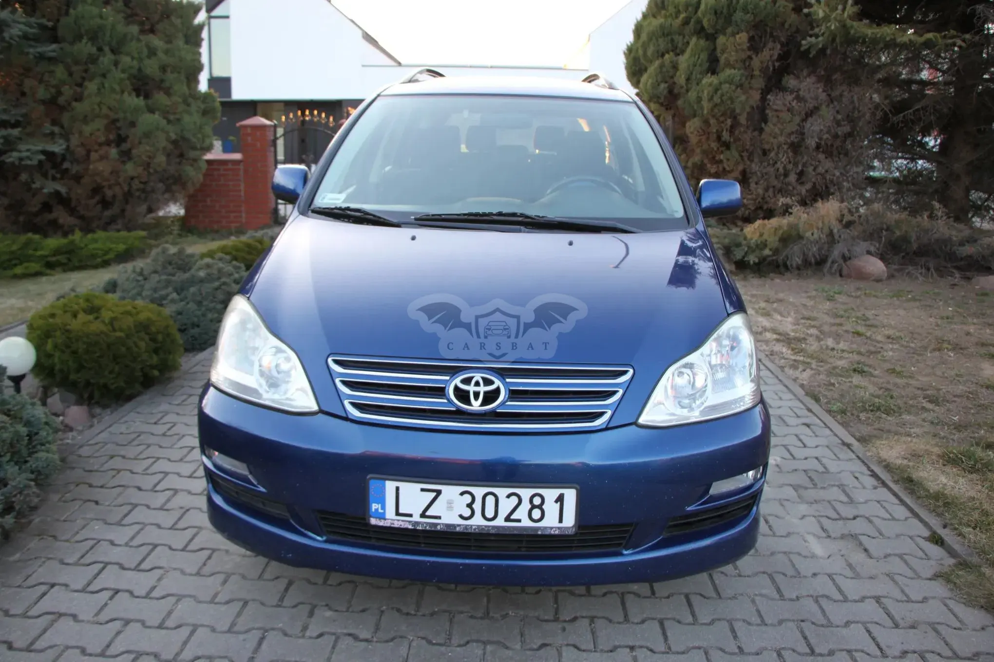 Toyota Avensis Verso D-4D 2004