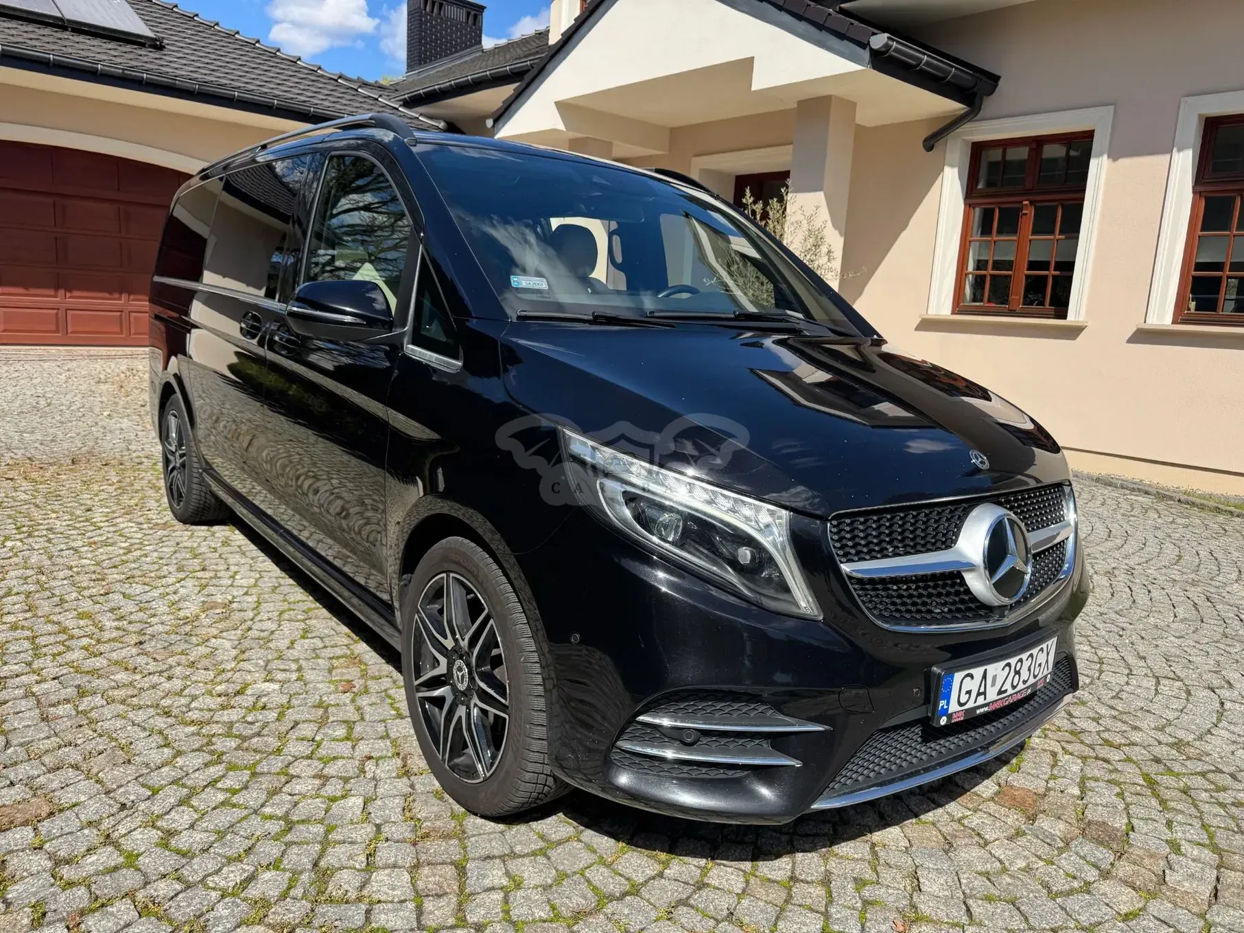 Mercedes-Benz V II 300 d 4-Matic Exclusive 9G-Tronic (d³ugi) 2020
