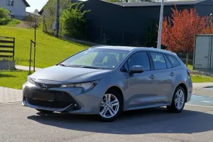 Toyota Corolla Seria E21 1.8 2021