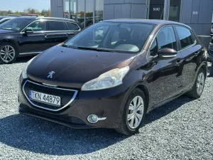 Peugeot 208 I 1.2 PureTech Active 2012