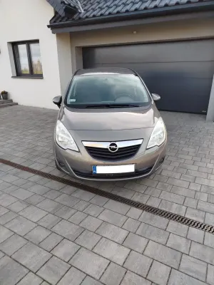 Opel Meriva II 1.4 T Enjoy 2011