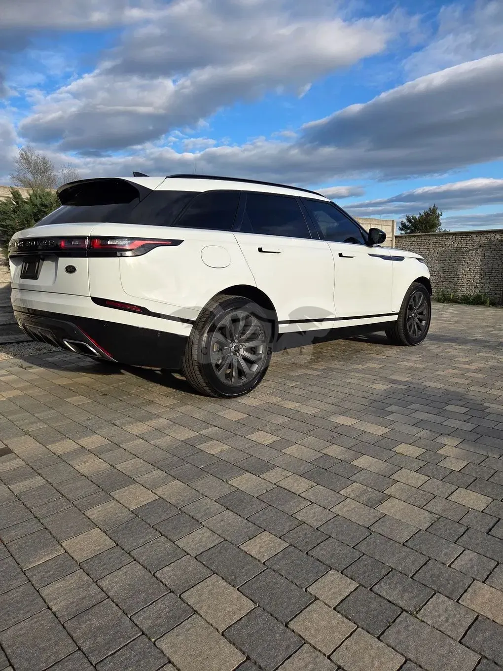 Land Rover Range Rover Velar 3.0 R-Dynamic SE 2018