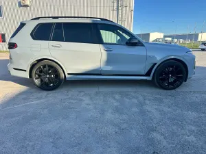 BMW X7 G07 xDrive40i mHEV Individual Edition sport 2023