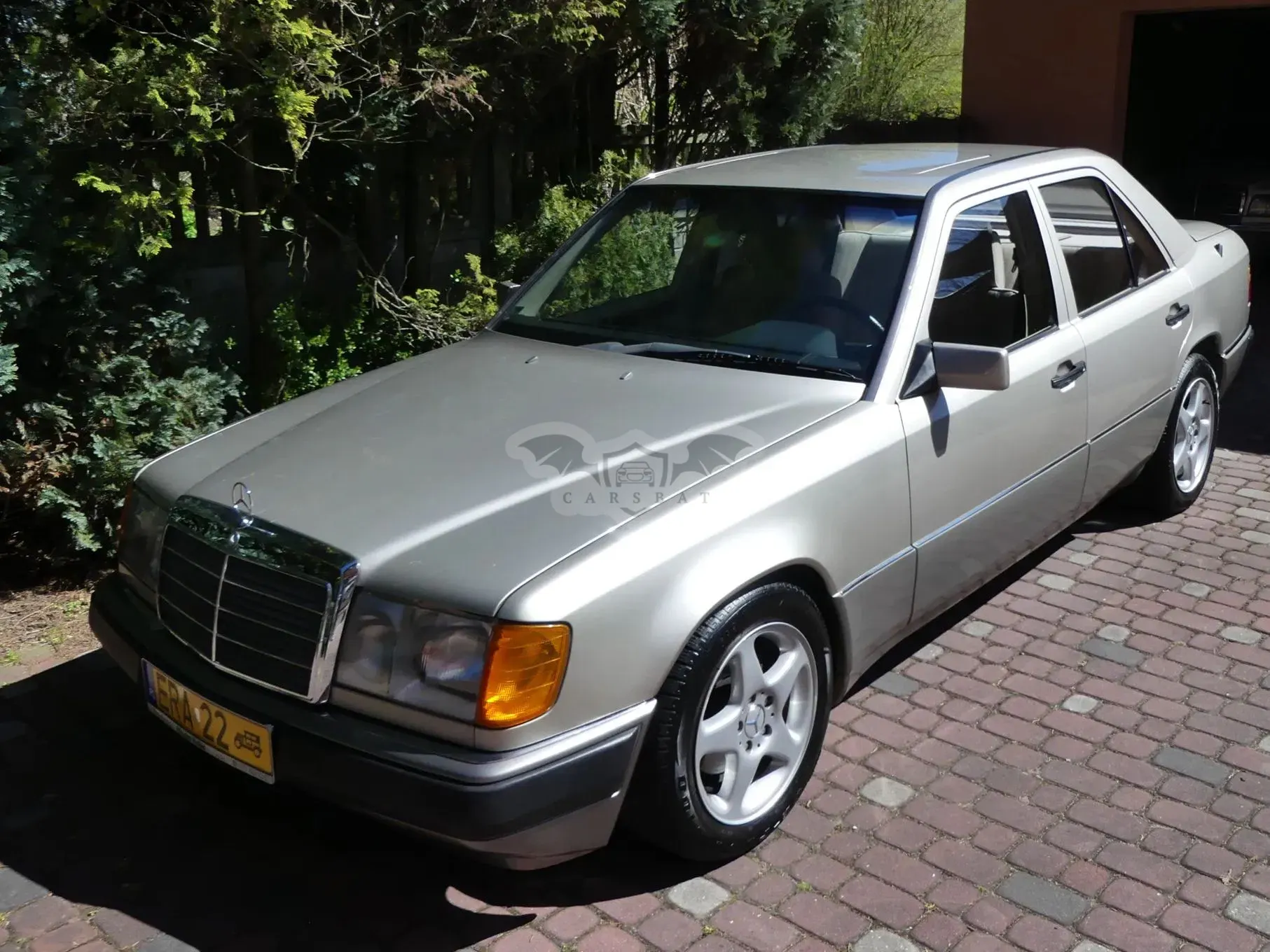 Mercedes-Benz E 1990