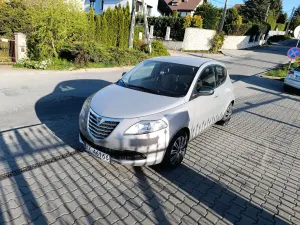 Lancia Ypsilon 1.2 8V Elefantino S&S 2013
