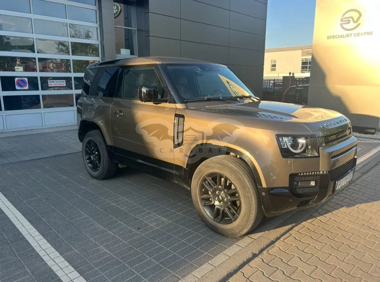 Land Rover Defender 2020