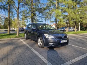 Kia Ceed I 1.6 Crdi Comfort + 2011