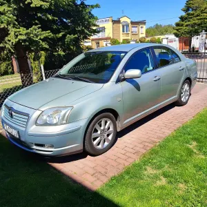 Toyota Avensis II 2.0 VVT-i Sol 2004
