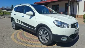 Nissan Qashqai 2.0 dCi DPF tekna 2011
