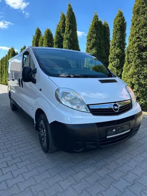 Opel Vivaro I L1H1 2.9t 2012