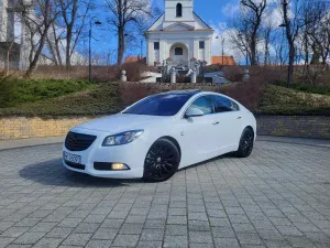 Opel Insignia A 2.0 CDTI Sport 4x4 S&S 2010