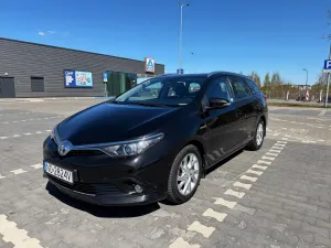 Toyota Auris II Hybrid 135 Premium 2016