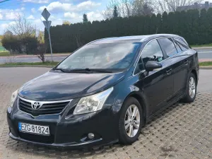 Toyota Avensis III 2.0 D-4D Sol 2009