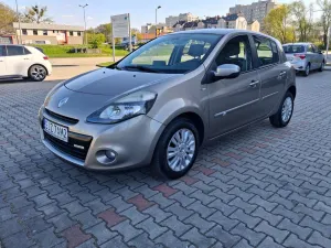 Renault Clio III 1.2 16V Night&Day 2012