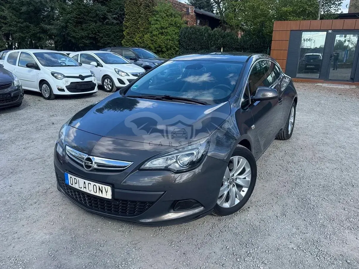 Opel Astra J 2012