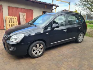 Kia Carens (Rondo) III CRDi DPF LX 2008