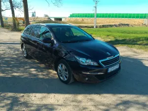 Peugeot 308 T9 1.2 PureTech Business Line S&S 2015
