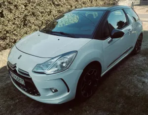 Citroën DS3 e-HDi 90 FAP SoChic 2012