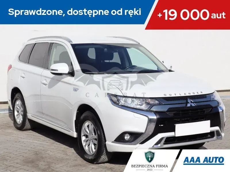 Mitsubishi Outlander III 2021