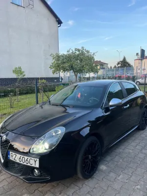 Alfa Romeo Giulietta 2.0 JTDM Distinctive 2011
