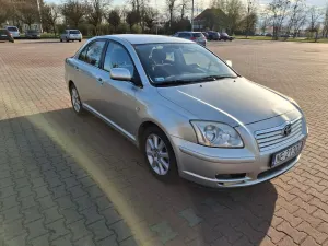 Toyota Avensis II 1.8 VVT-i Sol 2004