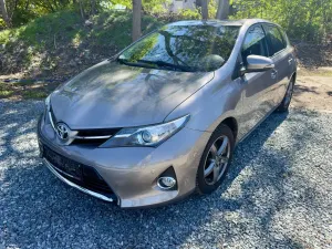Toyota Auris II 1.6 Valvematic Executive 2013