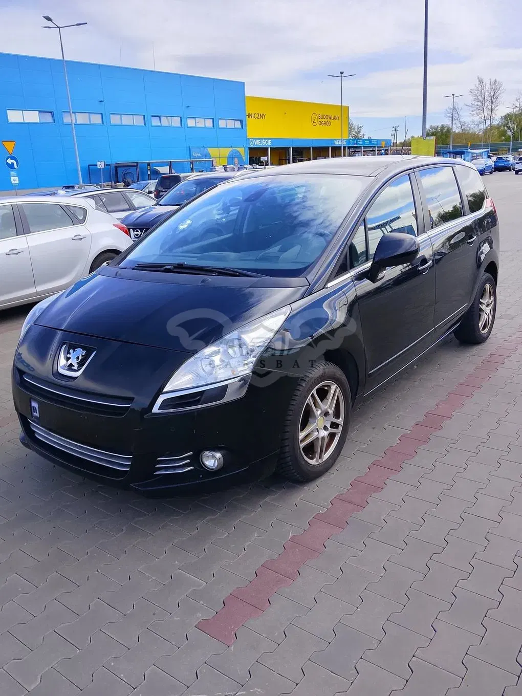 Peugeot 5008 I 2.0 HDi Family 7os 2011