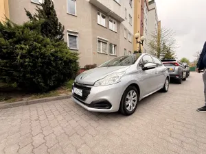 Peugeot 208 I 1.6 BlueHDi Active 2017