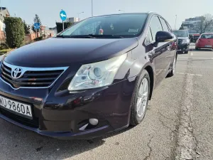 Toyota Avensis III 2.0 D-4D Sol 2009