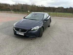 Volvo V40 II 2014