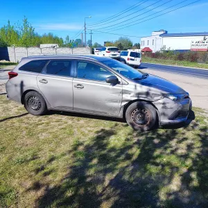 Toyota Auris II 2016