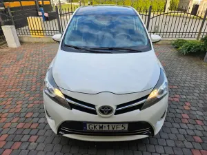 Toyota Verso 2.0 D-4D 5-Sitzer 2013