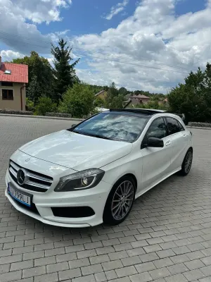 Mercedes-Benz A W176 180 7G-DCT AMG Line 2015
