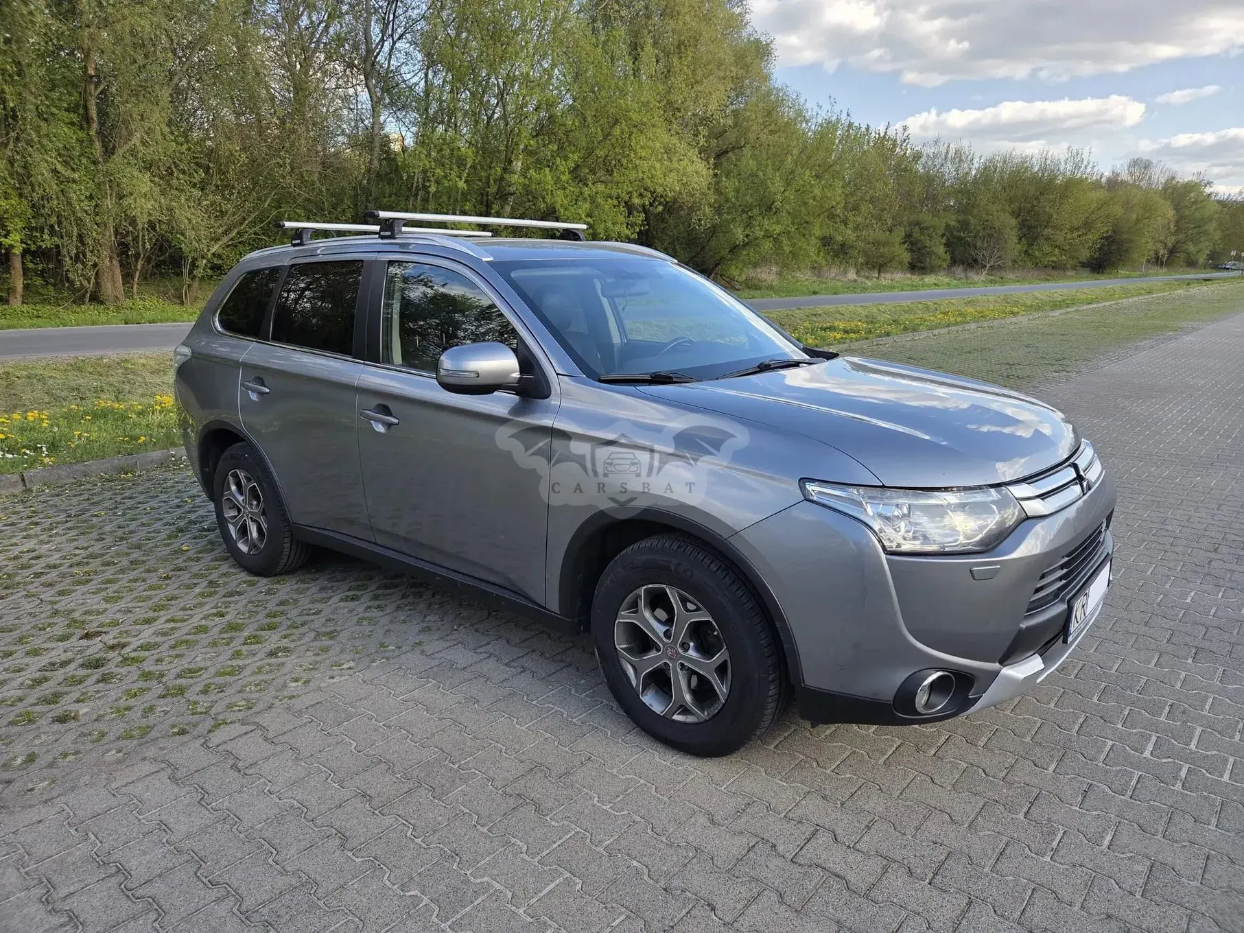 Mitsubishi Outlander III 2.2 DID Intense + 4WD 2014