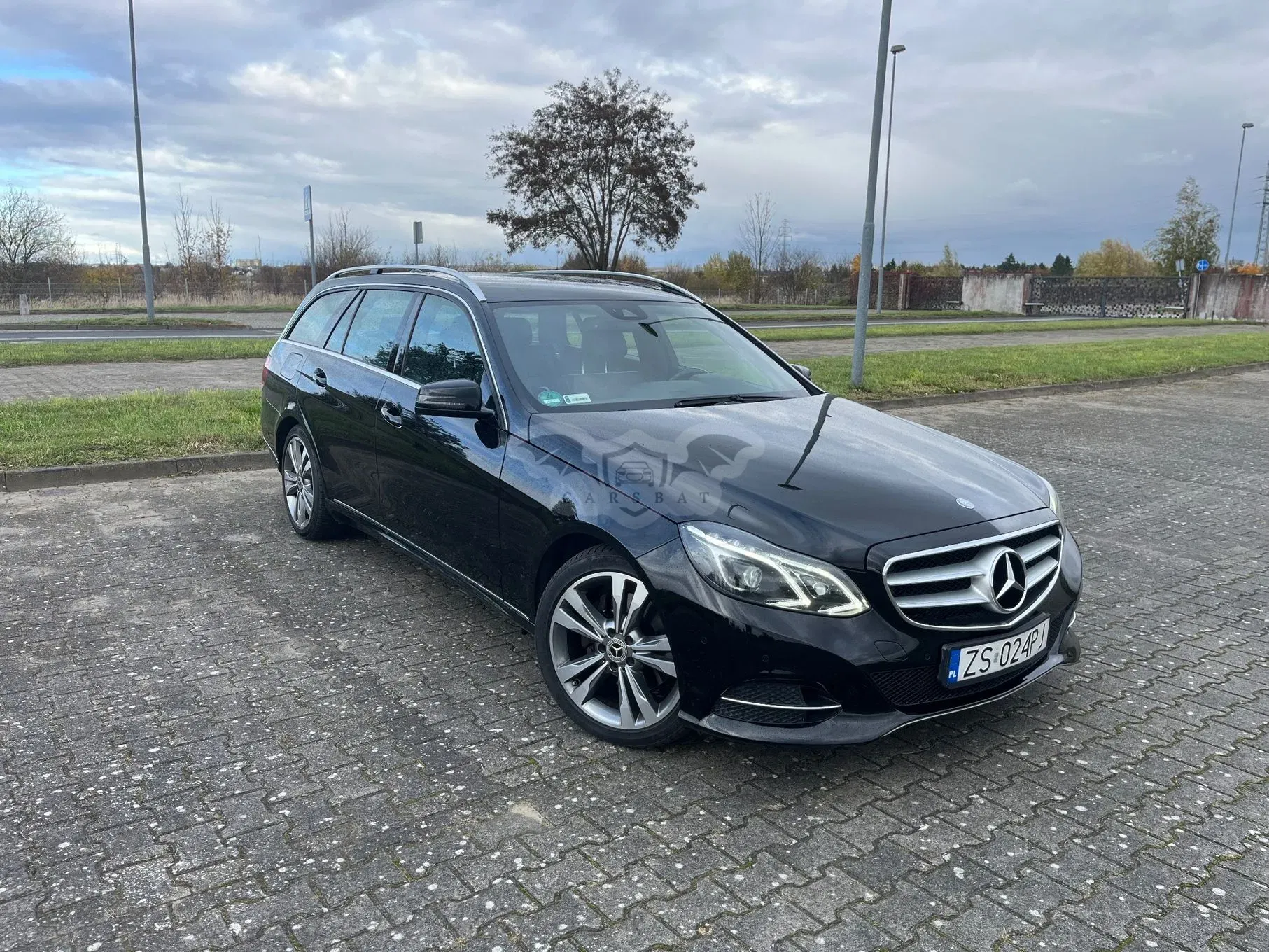 Mercedes-Benz E W212/W207 300 BlueTEC 7G-TRONIC 2013