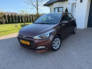 Hyundai i20 II blue 1.2 Trend 2016