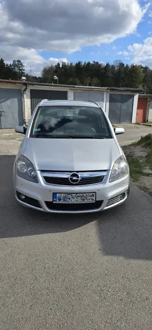 Opel Zafira B 1.9 CDTI Cosmo 2007