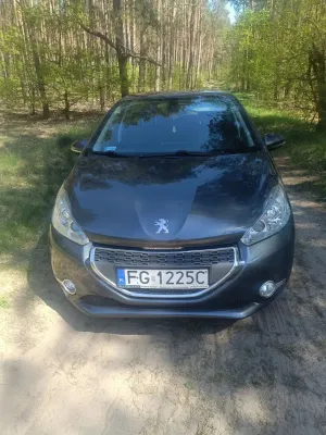 Peugeot 208 I 1.4 VTi Active 2012