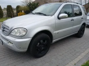 Mercedes-Benz ML W163 2004