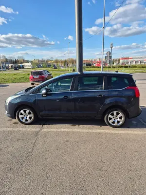 Peugeot 5008 I 1.6 HDi Access 2013