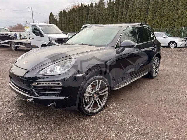 Porsche Cayenne II Diesel Platinum Edition 2012