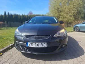Opel Astra J 2012