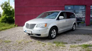 Chrysler Town & Country V 2010