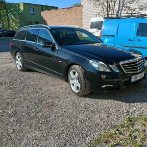Mercedes-Benz E W212/W207 200 CDI DPF BlueEFFICIENCY Automatik 2010