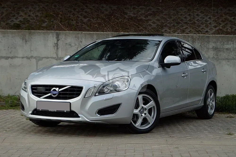 Volvo S60 II D5 Summum 2011