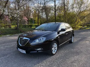Lancia Delta 1.6 MultiJet 16v Gold 2011