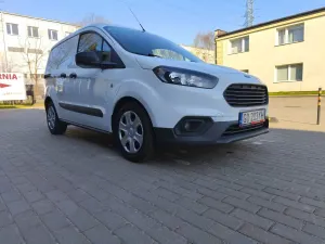 Ford Transit Courier 2021